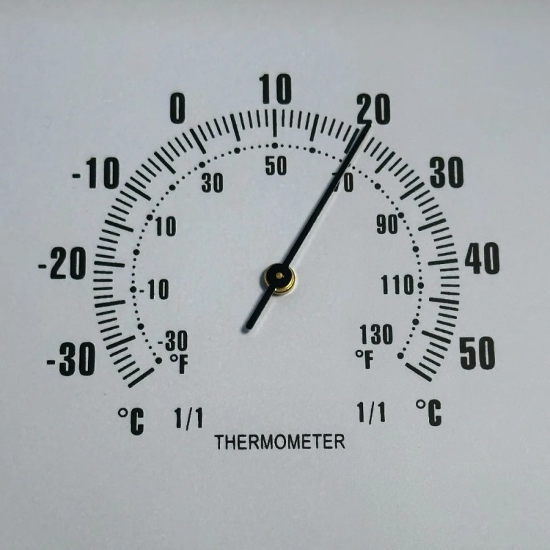 Wanduhr für Folierer „Time to Wrap“ Wanduhr für Folierer „Time to Wrap“