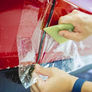 Transparent glänzend